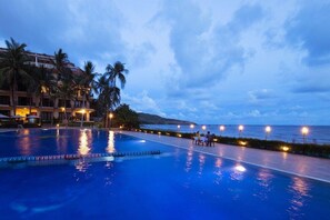 Pool - Hon Rom 1 Resort (Phan Thiet)