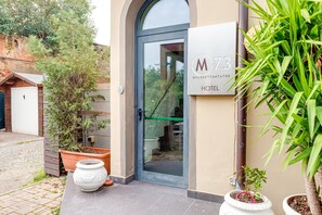 Exterior detail - Molo 73 - Giglio Room with Breakfast and Parking (Empoli)