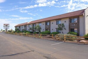 Exterior - Grand Canyon Inn & Motel (Williams)