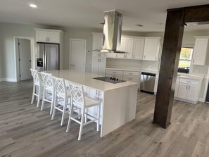 Private kitchen - Luxurious house on the lake for 10 ppl. (Orlando)