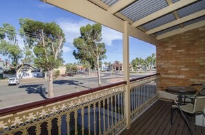 Property grounds - Quality Inn Railway Kalgoorlie WA (Kalgoorlie)