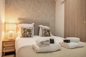 Apartment | 2 bedrooms, laptop workspace, iron/ironing board, bed sheets - Magnificent Apartment - AC- 2br- 4P - Cannes (Cannes)