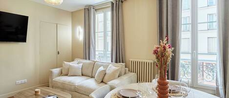 Apartment | Living room