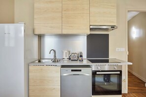 Apartment | Private kitchen - Charming 1 Bedroom - Bastille / Le Marais (Paris)