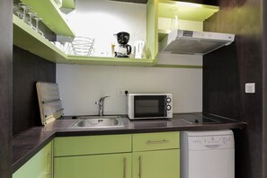 Private kitchen - Club Belambra La Grande Motte (La Grande-Motte)