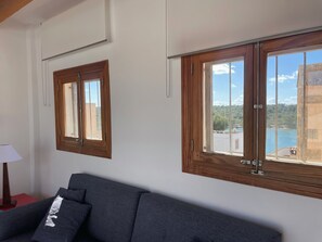 Living area - Charming 2-bedroom apartment with AC in Portocolom (Felanitx)