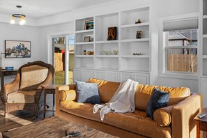 Living area - Juniper Blue (Livingston)