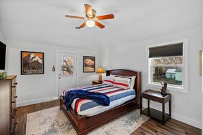 熨斗/熨衫板、Wi-Fi、床單