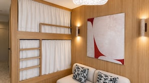 Interior - Lavie Maison | Design Suite & Spa Bath (Paris)