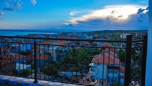 Unclassified image, 5 of 123, button - Roel Residence Apartments (Nessebar)