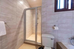 Bathroom - Twangale Park (Lusaka)
