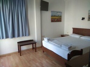 Room - The Sea Front Rooms and Apartments (Rethymno)