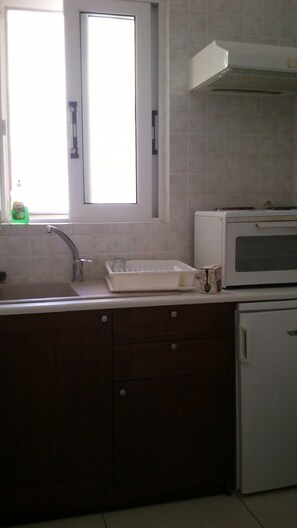 Private kitchen - The Sea Front Rooms and Apartments (Rethymno)