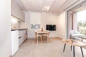 스위트, 이동 약자 지원, 수영장 전망 | 내부