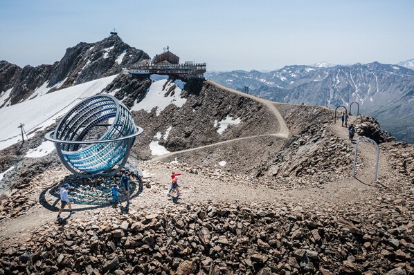 Hiking - Sporthotel Kurzras (Senales)