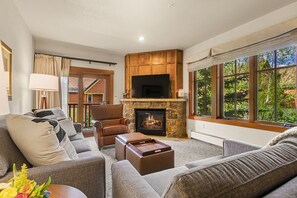 TV, fireplace, DVD player - Steps to Peak 9 • Downtown Breck • Hyatt 2BR w/ FP (Breckenridge)