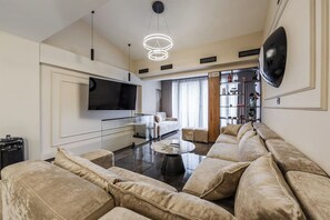 TV, fireplace - Miracle No.8 | Central Duplex by PikHost (Tiranë)