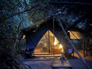 Property grounds - Mahoora Tented Safari Camp Wilpattu (Pahala Maragahawewa)