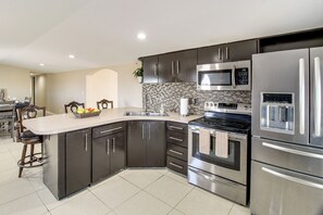 Fridge, microwave, stovetop, coffee/tea maker - Stargaze & Unwind: Quiet Turpin Gem w/ Fenced Yard (Turpin)