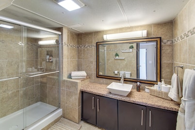 Stargaze & Unwind: Quiet Turpin Gem w/ Fenced Yard