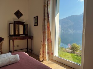3 bedrooms, iron/ironing board, travel cot, free WiFi - SEEVILLA DEL PIERANGELO - APARTMENT PLATANUS BY THE LAKE (Vignola)