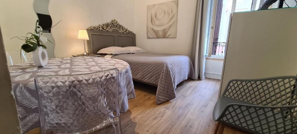 Superior-studio, kaupunkinäköala | Silitysrauta/-lauta, ilmainen Wi-Fi