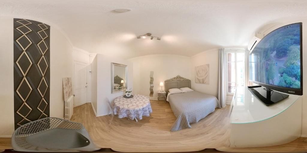 Superior Studio B | Fer et planche à repasser, Wi-Fi gratuit