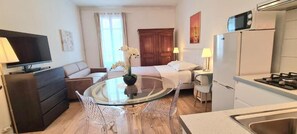 Family studio | Silitysrauta/-lauta, ilmainen Wi-Fi, vuodevaatteet