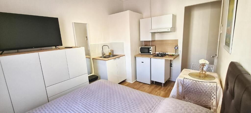 Studio, kaupunkinäköala | Silitysrauta/-lauta, ilmainen Wi-Fi