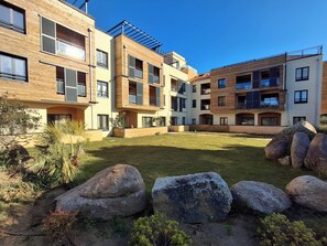 Exterior - Cosy T2 apartment with superb pergola terrace and maquis view (Pianottoli-Caldarello)