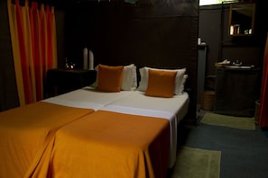 Room - Mahoora Tented Safari Camp Udawalawe (Udawalawa)