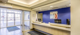 Super 8 by Wyndham Estevan