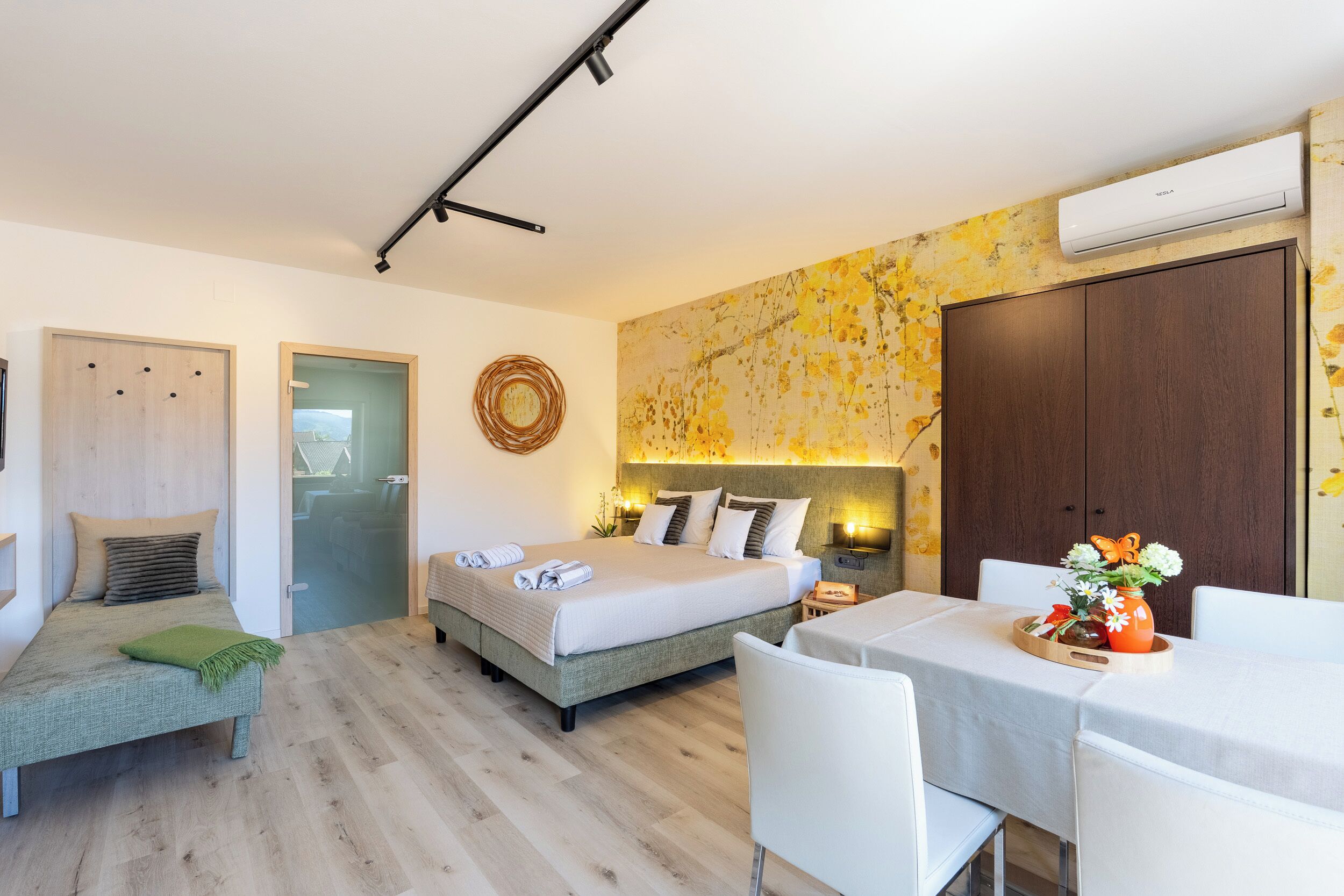 Appartement, balcon | Literie hypoallergénique, couette en duvet d'oie