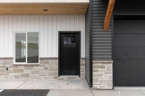 Exterior detail - Modern 3-Bedroom Townhouse - Unit #1 (Shelley)