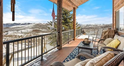 Casa Miah | Ideal Beach, Fire Pit, Game Room, Air Hockey!