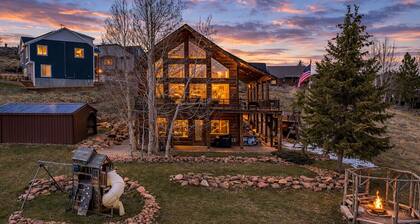 Casa Miah | Ideal Beach, Fire Pit, Game Room, Air Hockey!