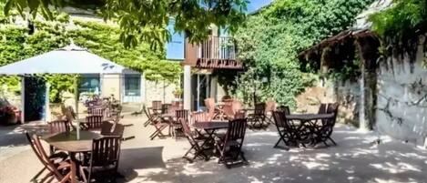 Restauration extérieure