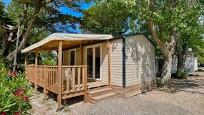 Exterior - ZEcamping 2 étoiles piscine pet friendly mobil-home TV clim 32m2 (Villeneuve-lès-Maguelone)