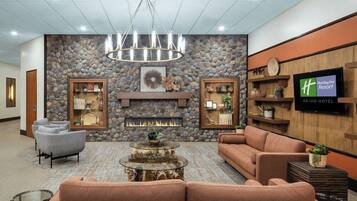 المنشأة من الداخل