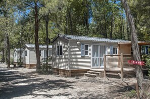 Exterior - ZEcamping 3* dog friendly avec piscine dans un environnement calme (Tuchan)