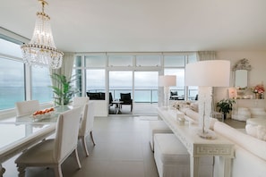 Dining - Cobalt Horizon - Luxury beachfront 3 bedroom with panoramic gulf views (Destin)