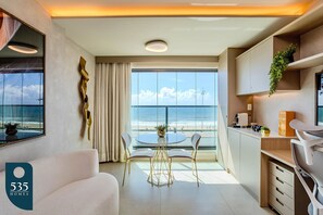 Interior - Wake up in Armação with a wide ocean view (Salvador)