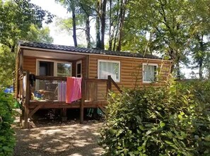 Exterior - ZEcamping 3 étoiles espace aquatique pet friendly mobil-home TV BBQ (Tauriac)