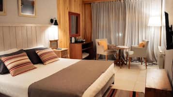 In-room safe, blackout curtains, soundproofing, free WiFi