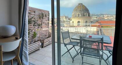 Courts Pamoramic Penthouse with terrace