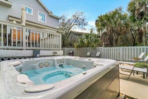 Terrace/patio - Steps to Beach | Pool + Hot Tub Oasis (Hilton Head Island)