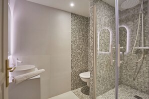 Apartment | Bilik Mandi | Pengering rambut, sabun 