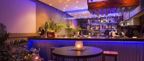 Bar (en la propiedad)