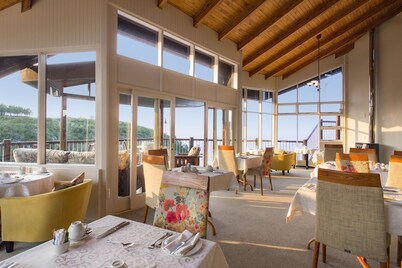 The Fernery Lodge & Chalets