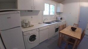 Refrigerador, microondas, parrilla de estufa y lavavajillas 